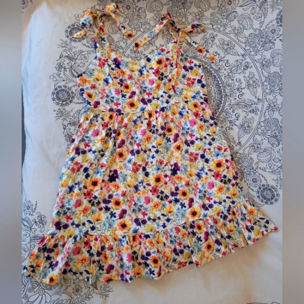 Old Navy - Summer Floral Cami w/ pockets